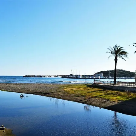 En Sant Carles Con Piscina, Cerca De La Playa Y Del Centro - Es-170-41 Llanca