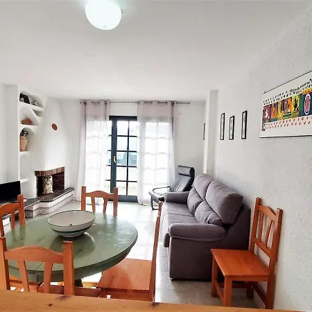 En Sant Carles Con Piscina, Cerca De La Playa Y Del Centro - Es-170-41 * Llanca